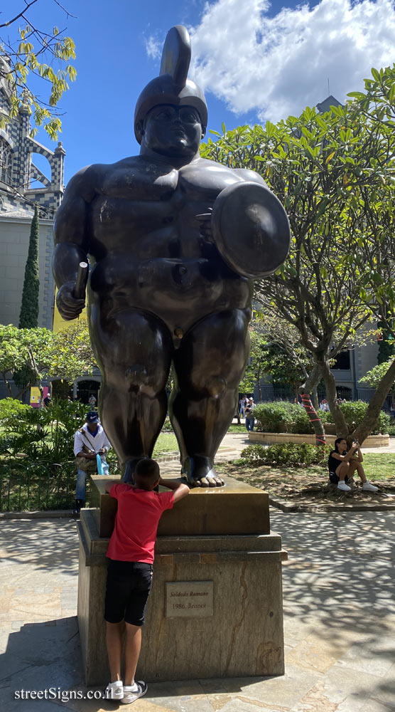 Medellin - "Roman Soldier" outdoor sculpture by Fernando Botero - Av. Carabobo #52-43, La Candelaria, Medellín, La Candelaria, Medellín, Antioquia, Colombia