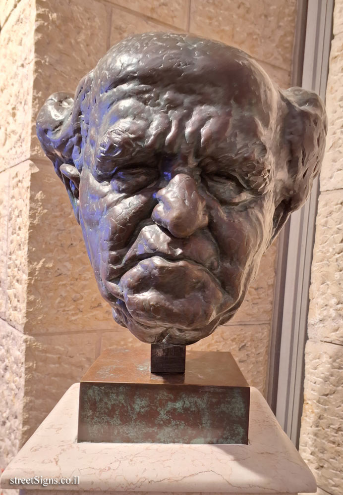 Ben Gurion Airport - Bust of David Ben Gurion (2) - Ben Gurion Airport, 7010000, Israel