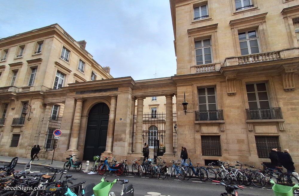 Paris - History of Paris - Talleyrand-Périgord house - 2 Rue Saint-Florentin, 75001 Paris, France