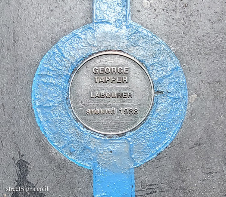London - Tower Bridge London - The Blue Line of Fame - George Tapper - Labourer