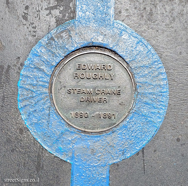 London - Tower Bridge London - The Blue Line of Fame - Edward Rouchly - Steam Crane Driver