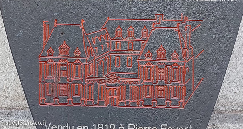 Paris - History of Paris - Hotel de Mayenne - 21 Rue Saint-Antoine, 75004 Paris, France