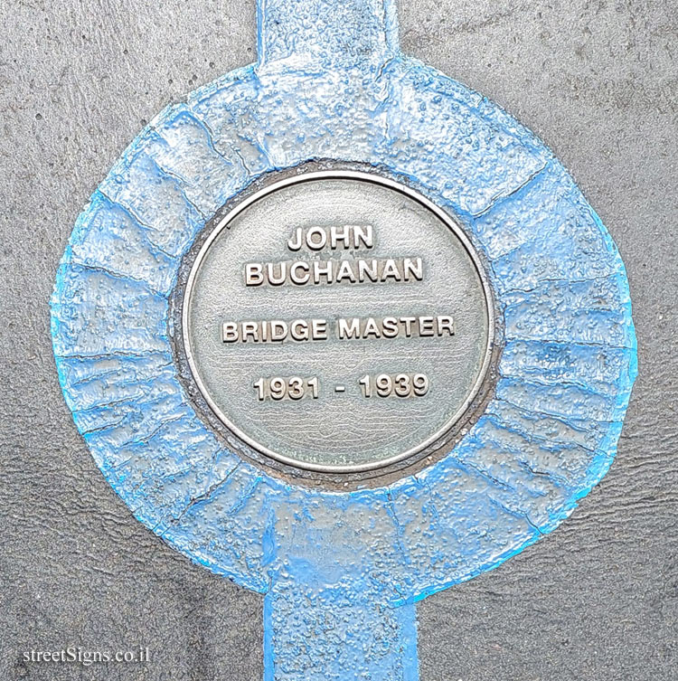 London - Tower Bridge London - The Blue Line of Fame - John Buchanan - Bridge Master