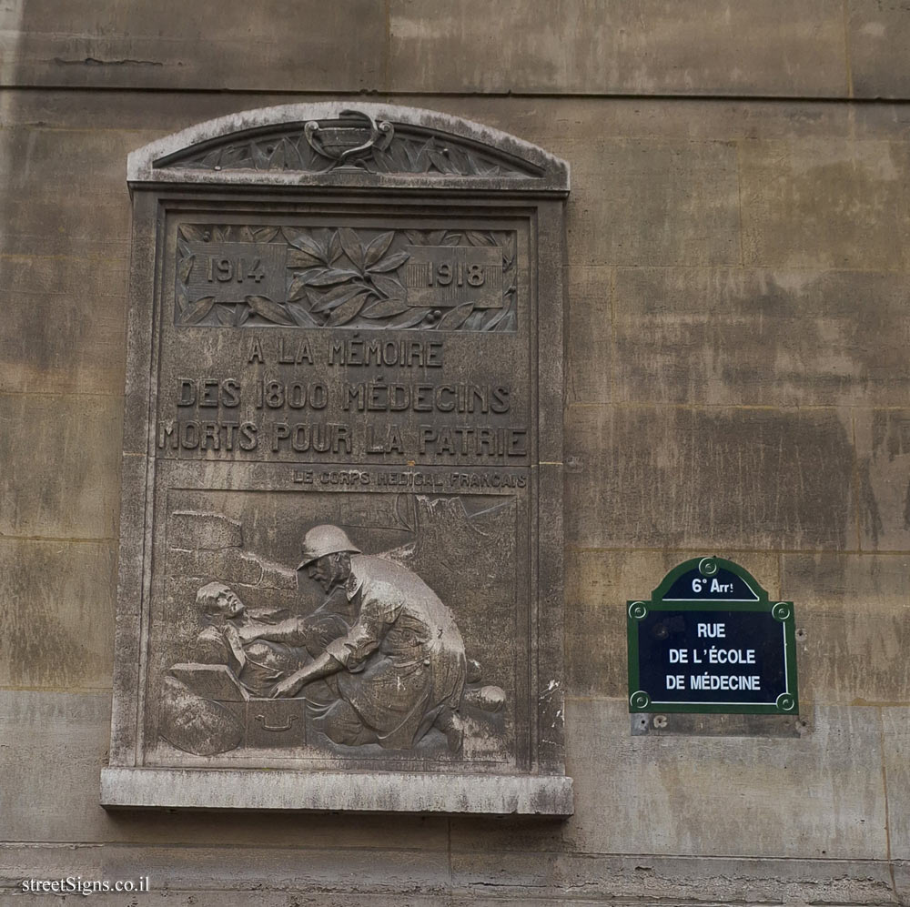 Paris - commemorative plaque for French doctors who were killed in the First World War - 15 Rue de l’École de Médecine, 75006 Paris, France