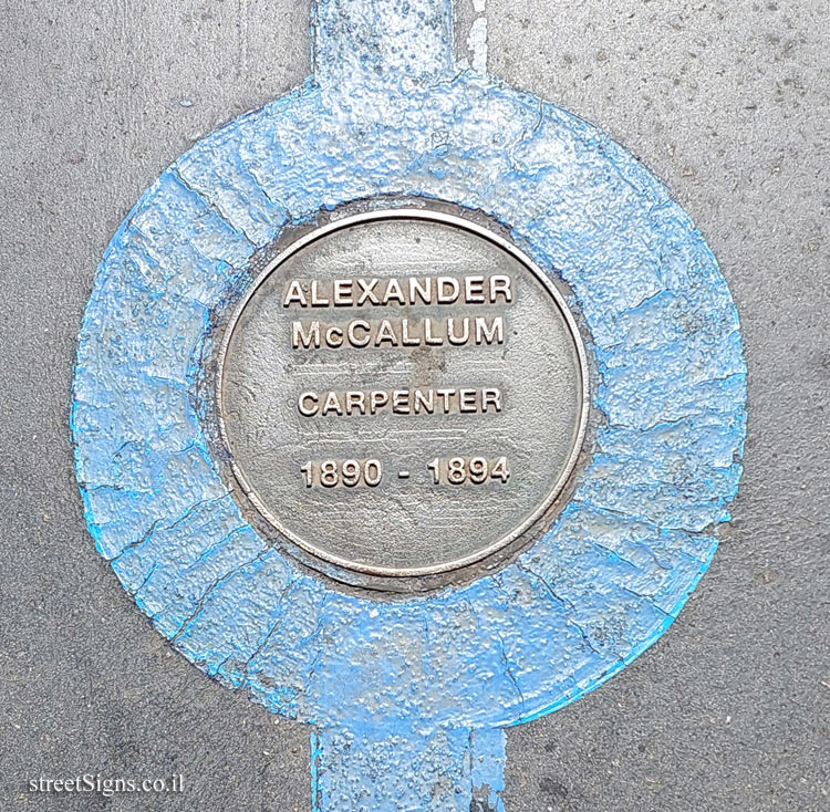 London - Tower Bridge London - The Blue Line of Fame - Alexander McCallum - Carpenter