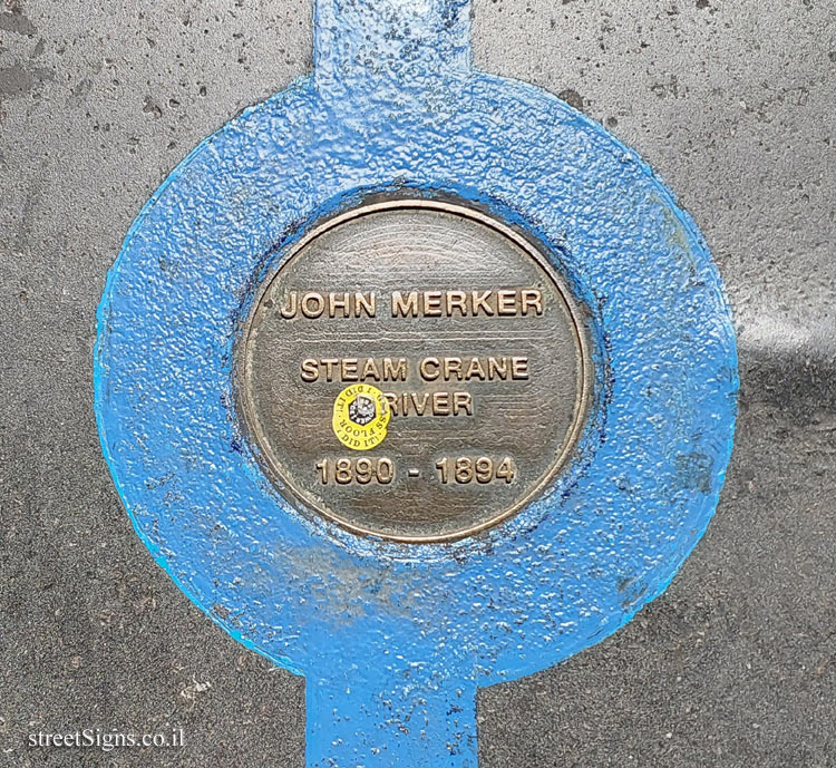 London - Tower Bridge London - The Blue Line of Fame - John Merker - Steam Crane Driver