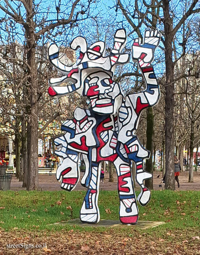 Paris - Tuileries Gardens "Bel Costumé" outdoor sculpture by Jean Dubuffet - All. Centrale, 75001 Paris, France