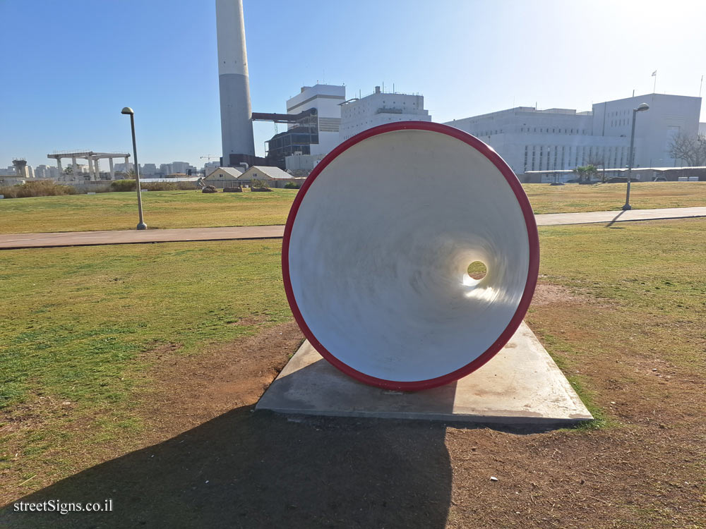 Tel Aviv - "No Lifeguard on Duty" - Outdoor sculpture by Guy Zagursky - Israel National Trail 5, Tel Aviv-Yafo, Israel