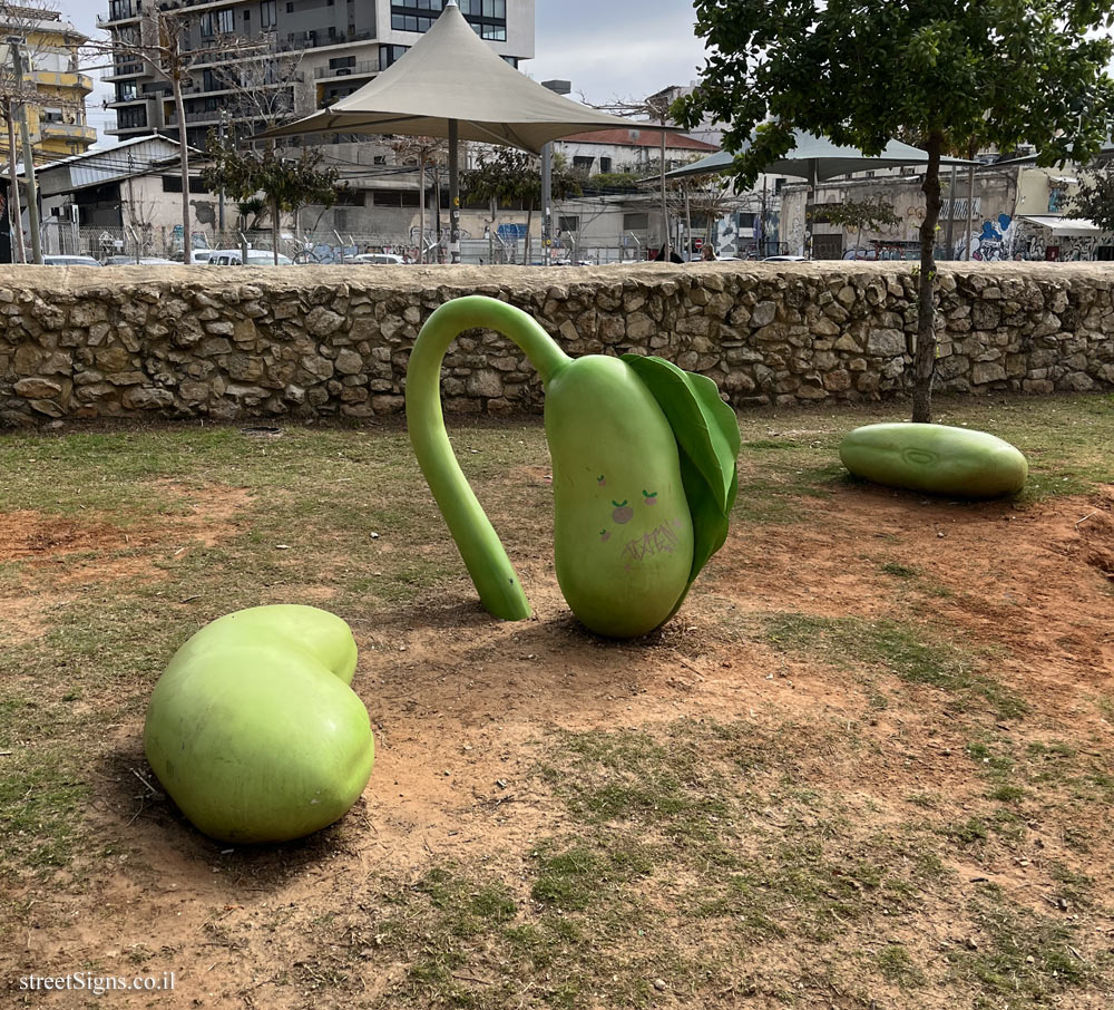 Tel Aviv - "Sprout" - Outdoor sculpture by Hila Amram - Hamesila Park, Tel Aviv-Yafo, Israel