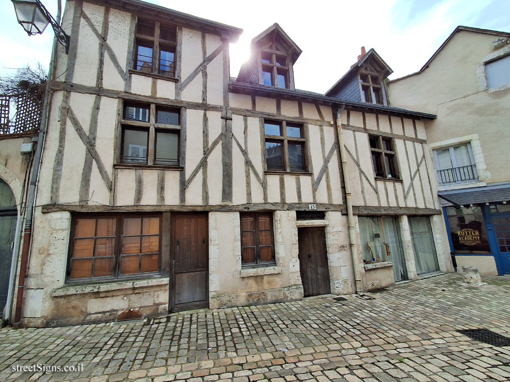 Blois - the place where Marie Virginie Vaslin founded the shelter for girls - 15 Rue Beauvoir, 41000 Blois, France