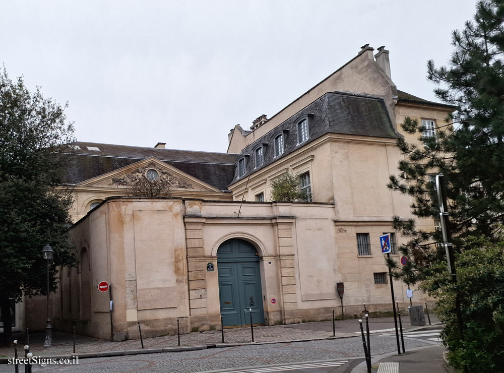 Paris - History of Paris - Liberal Bruant House - 1 Rue de la Perle, 75003 Paris, France