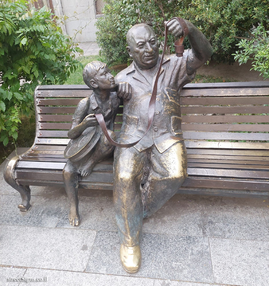 Kutaisi - a commemorative statue of Ipolite Khvichia, a Georgian film and theater actor - 1 Newport Street, Kutaisi 4600, Georgia