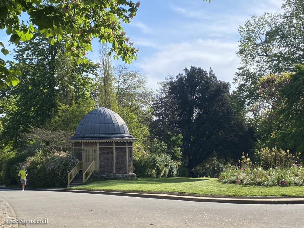 Paris - History of Paris - Parc Montsouris - "Grand Équatorial" building - 24 Bd Jourdan, 75014 Paris, France