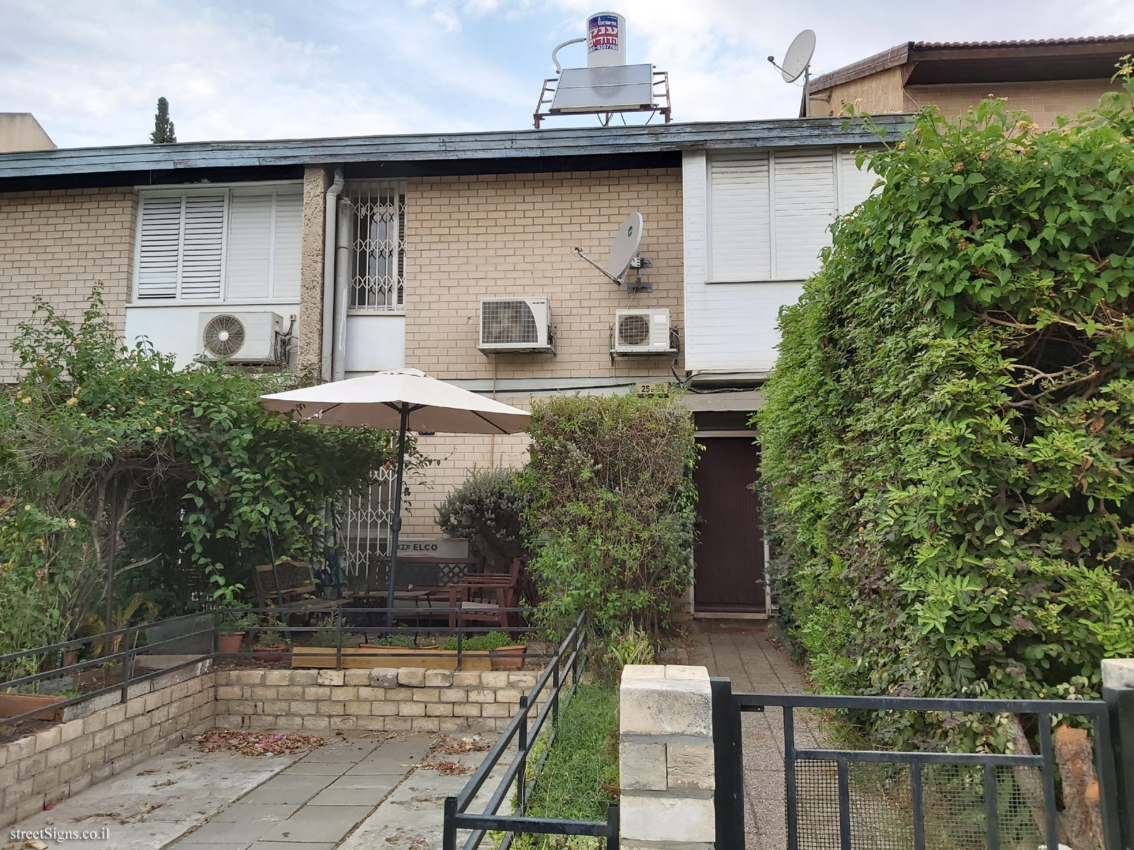 The house of Oedoen Partos - Tsimkhei ha-Yehudim St 25, Tel Aviv-Yafo, Israel