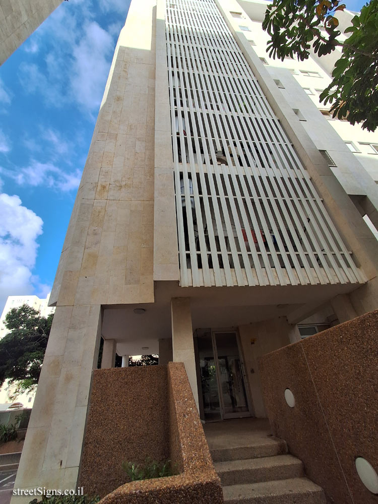 The house of Esther Peretz-Arad - Tagore St 43, Tel Aviv-Yafo, Israel