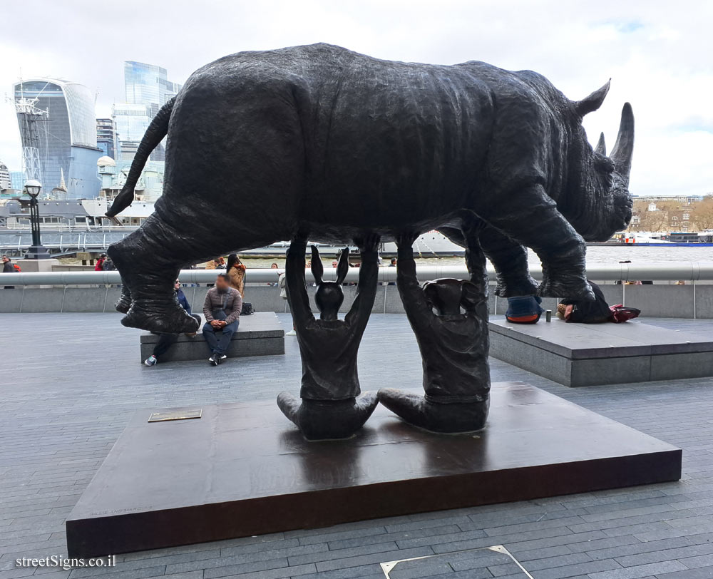 London - "Rise up Rhino" outdoor sculpture by Gillie and Marc - 2A More London Pl, London SE1 2DB, UK