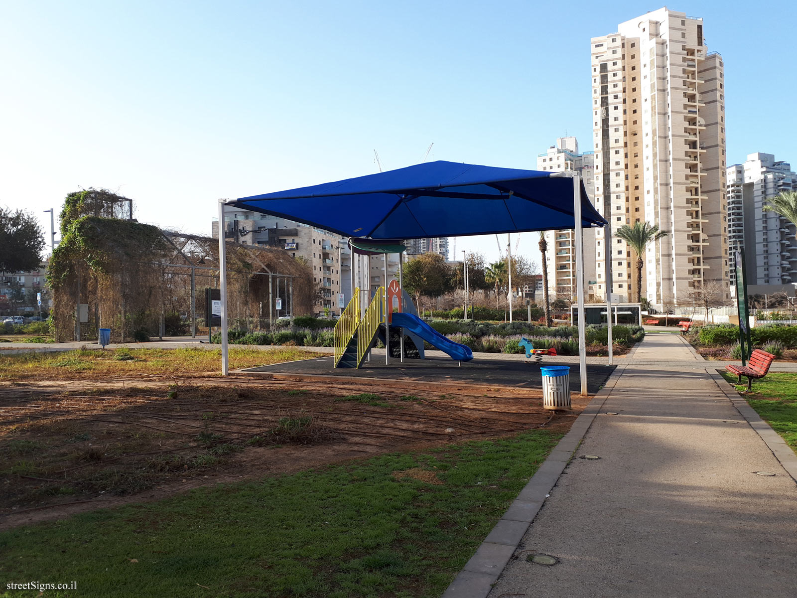 Bat Yam - Butterfly Garden