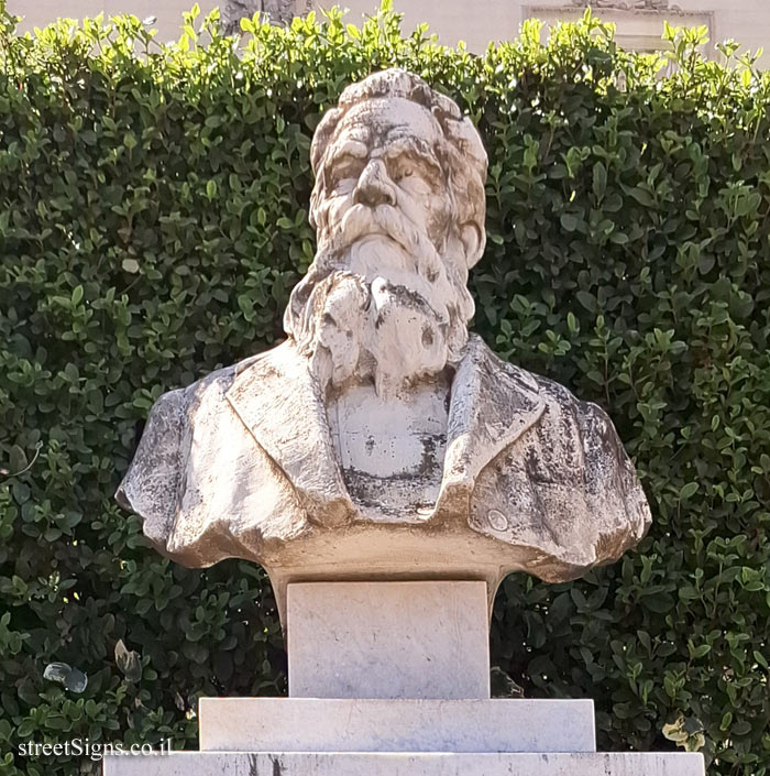 Zafferana Etnea - a statue commemorating the painter Giuseppe Sciuti -Via Giuseppe Garibaldi, 315, 95019 Zafferana Etnea CT, Italy