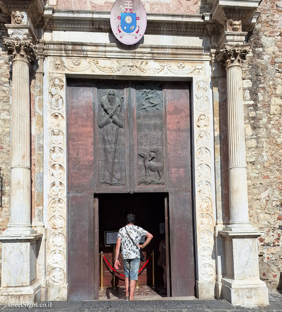Taormina - The Cathedral of Taormina - Piazza Duomo, 1, 98039 Taormina ME, Italy