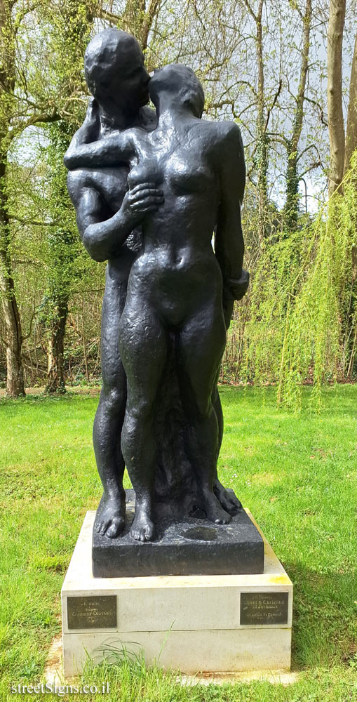 Cheverny - Cheverny Castle - Garden of Love - "Dawn" outdoor sculpture by Gudmar Olovson - 381 Le Parc, 41700 Cheverny, France