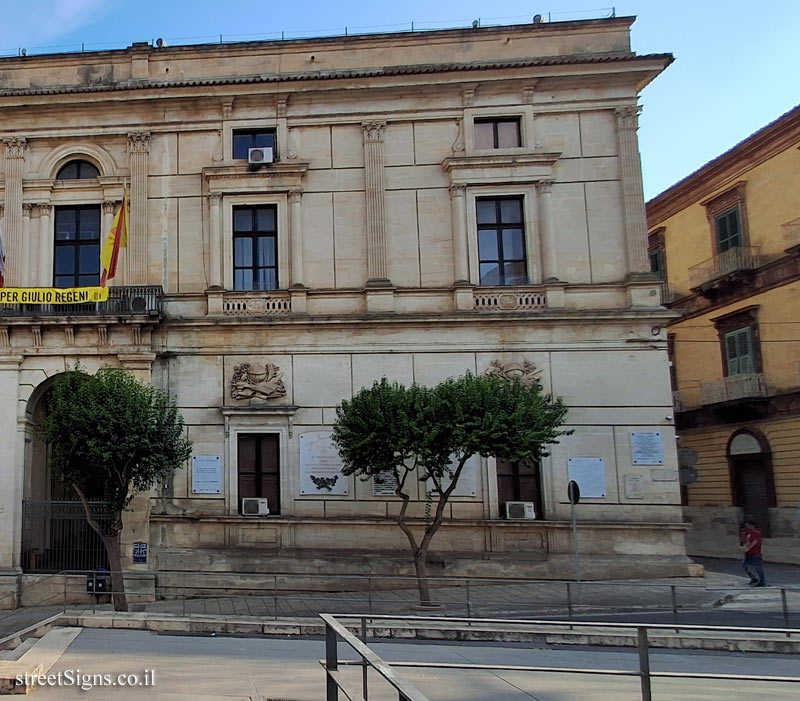 Ragusa - City Hall - commemorative plaque for the fallen in various events - Corso Italia, 72, 97100 Ragusa RG, Italy