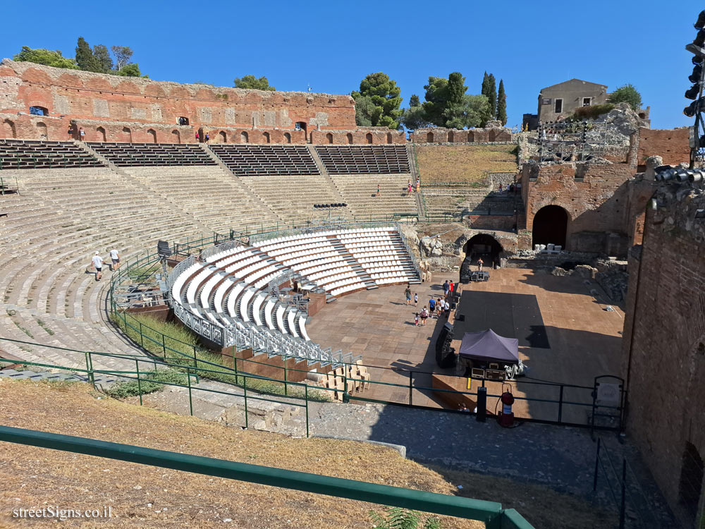 Taormina - Ancient theatre of Taormina - Via Luigi Pirandello, 59b, 98039 Taormina ME, Italy