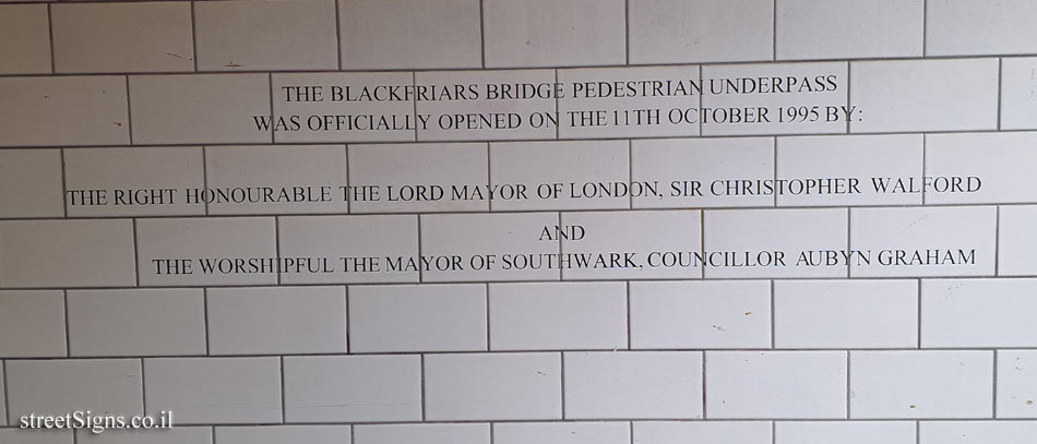 London - Historical Illustrations of Blackfriars Bridge in the Underpass - The opening of this Underpass (1995)