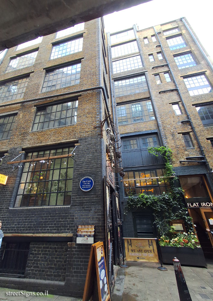 London - The Klink prison - Soho Wharf, 1 Clink St, London SE1 9DG, UK