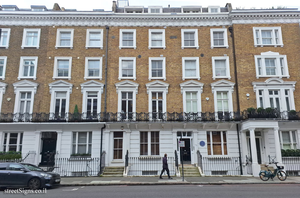 London - the house where explorer Robert Falcon Scott lived - 56 Oakley St, London SW3 5HB, UK