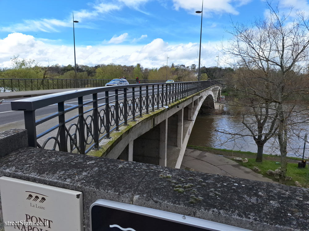 Tours - Napoleon Bridge - Pont Napoléon, 37000 Tours, France