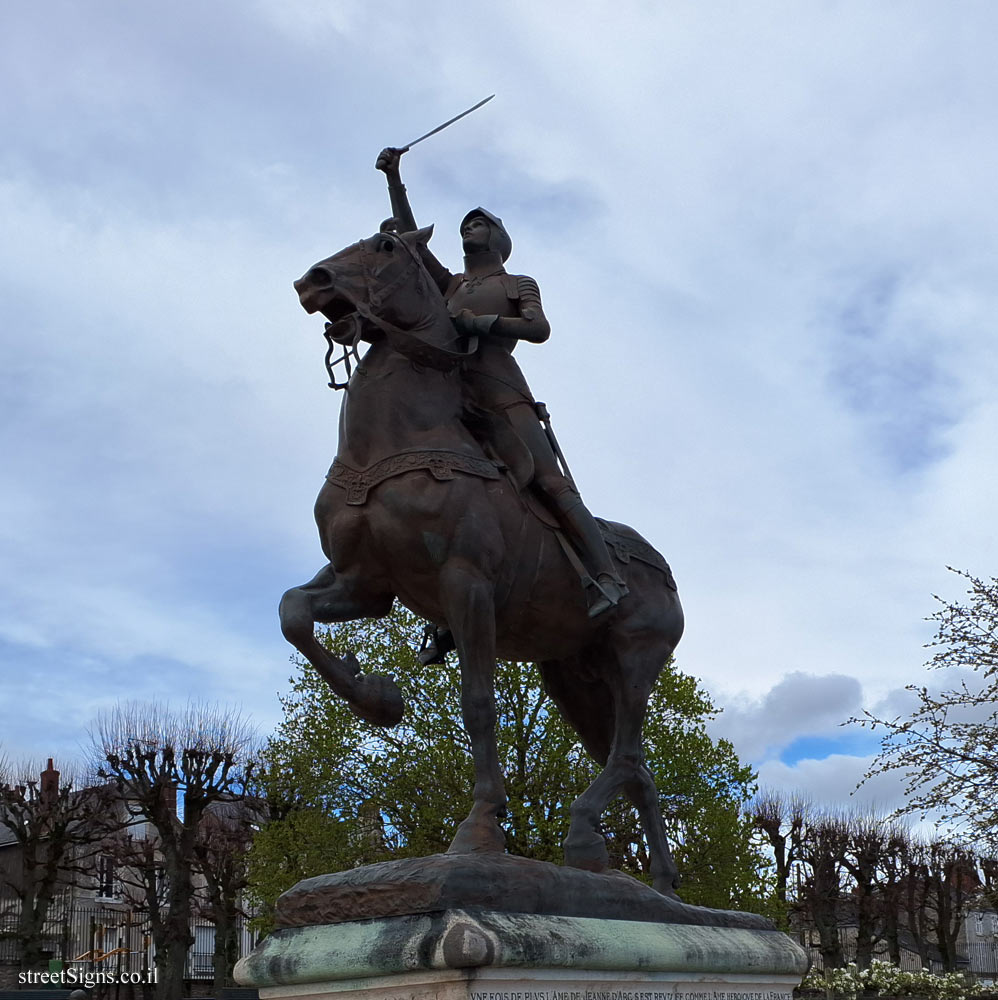 Blois - Statue of Joan of Arc - 41000 Blois, France
