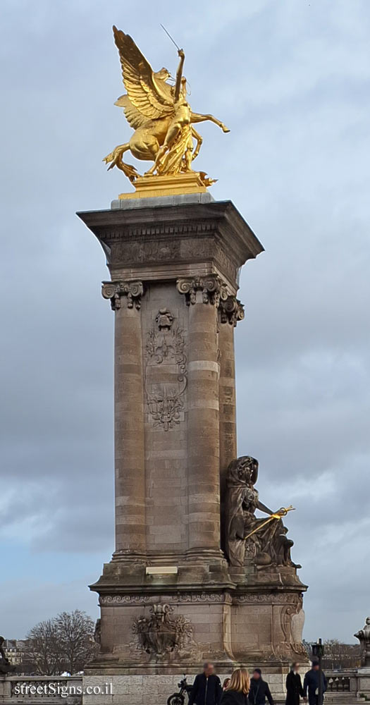 Paris - The builders of the Alexander III Bridge and the event in which it was inaugurated - Paris - Rive Gauche, Pont Alexandre III, 75007 Paris, France