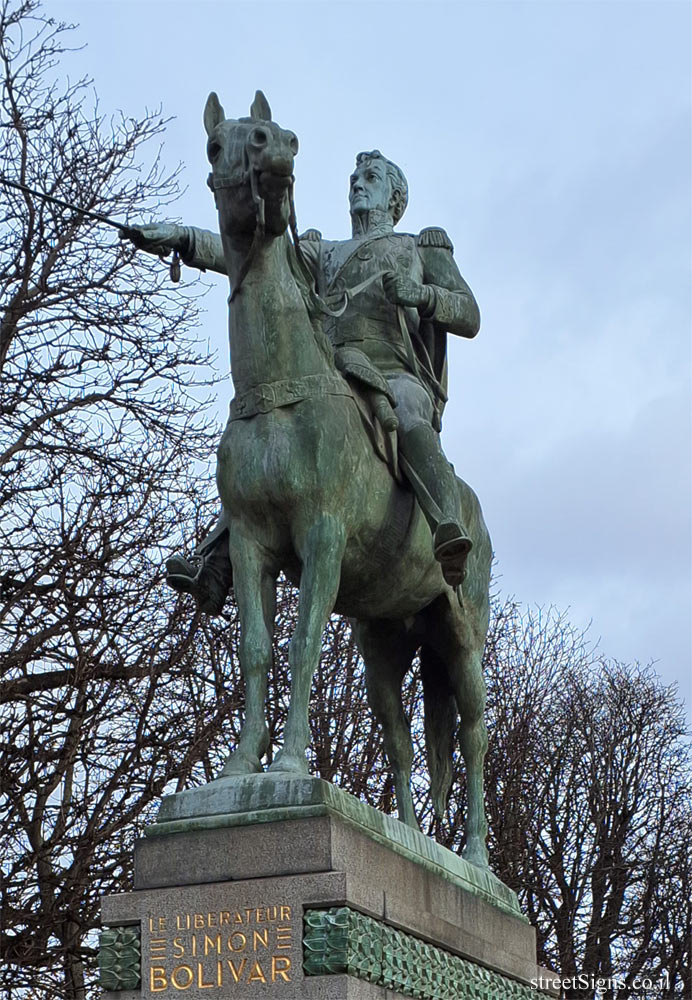 Paris - Statue commemorating the liberator of America, Simon Bolivar - 1910 Port des Champs-Élysées, 75008 Paris, France