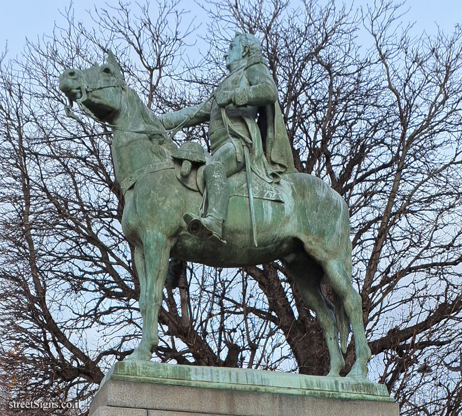 Paris - Statue commemorating the liberator of America, Simon Bolivar - 1910 Port des Champs-Élysées, 75008 Paris, France