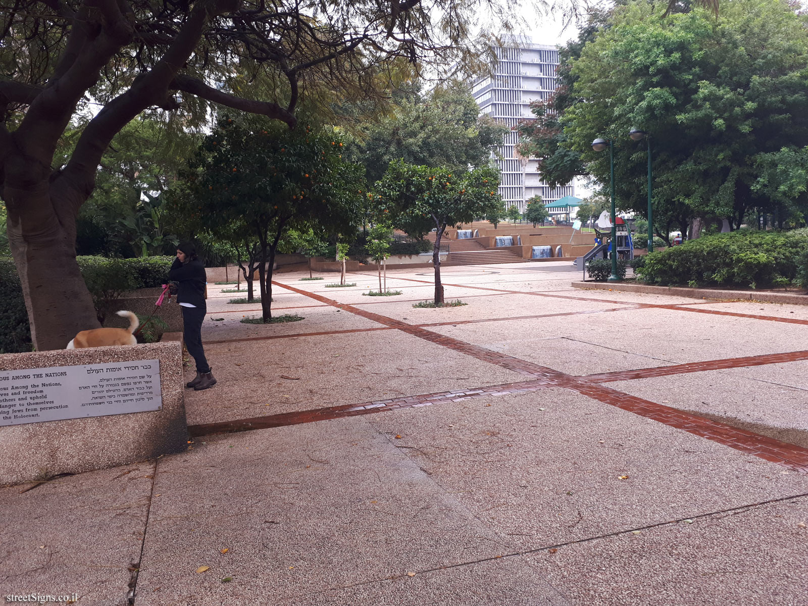 Square of the Righteous Among the Nations - Ben Gurion Blvd/Shlomo HaMelekh, Tel Aviv-Yafo, Israel