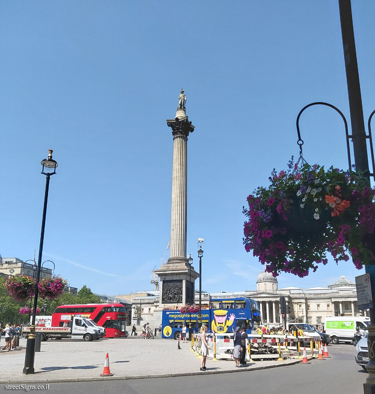 London - Trafalgar Square - Nelson’s Column