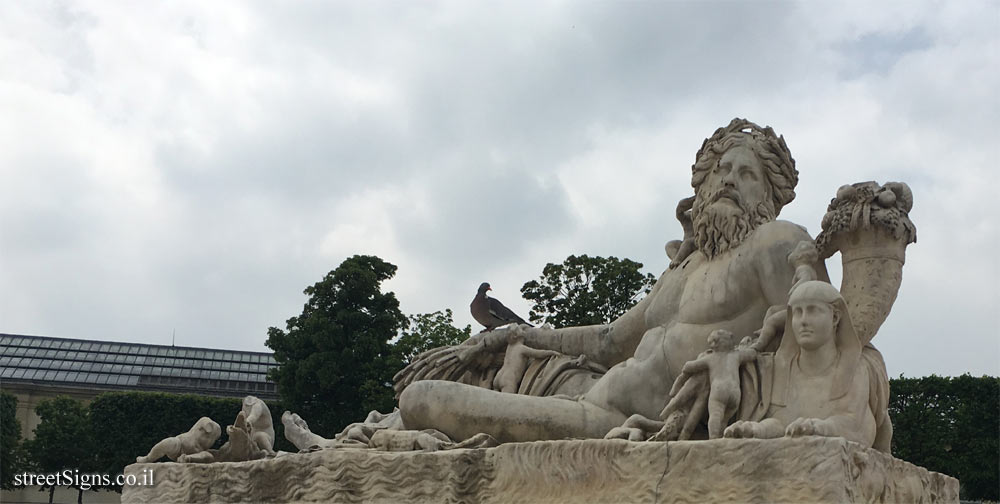 Paris - Tuileries Gardens - "Le Nil" outdoor sculpture by Lorenzo Ottoni - Fer à Cheval, 75001 Paris, France