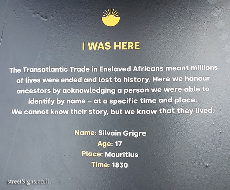 London - Greenwich - Exhibition at the Maritime Museum exploring slave trade - Geoffrey Chambers - I was here
