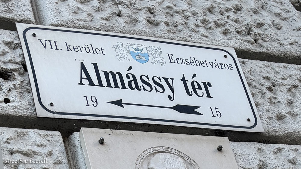Budapest - Almássy Square