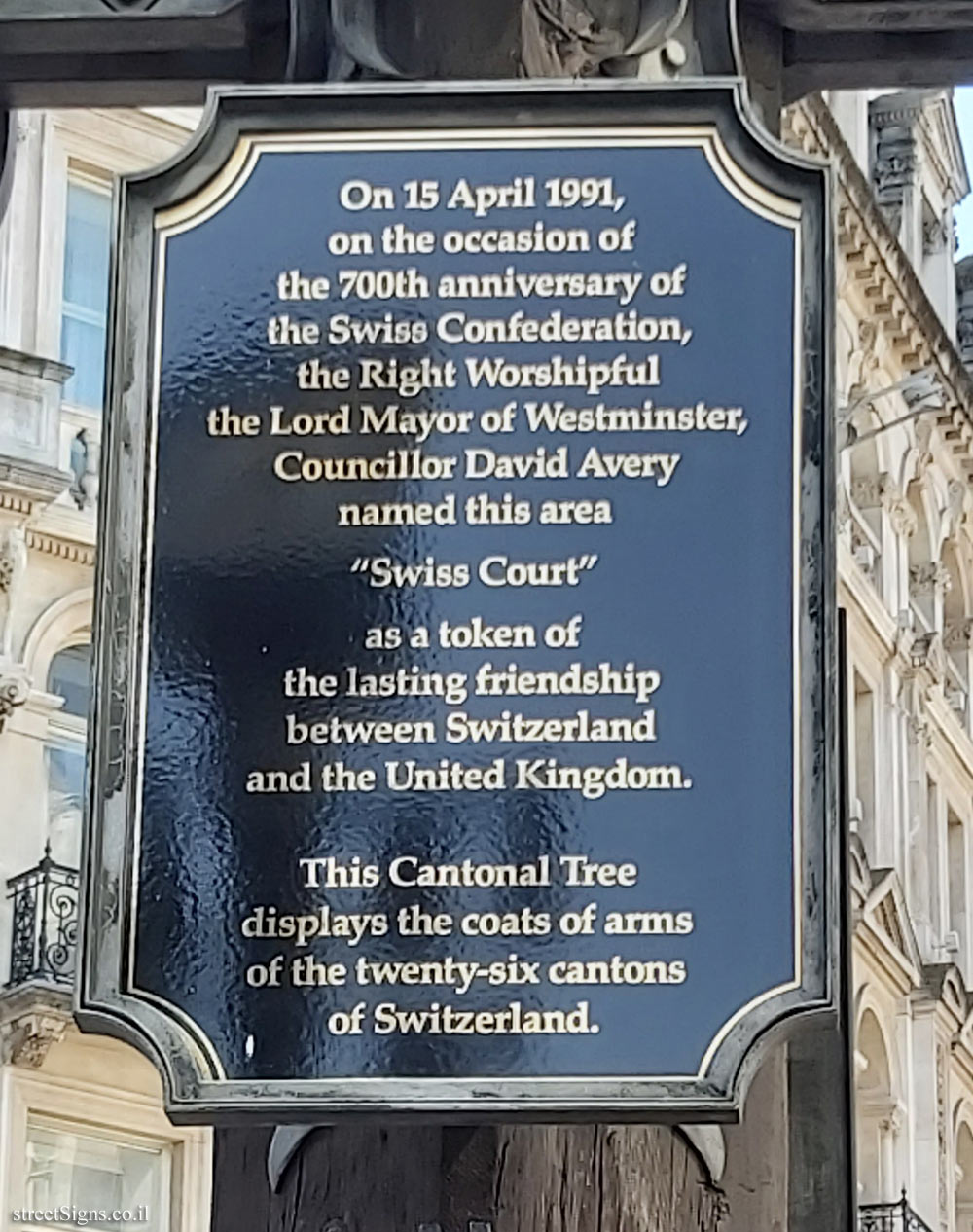 London - Swiss Court - Cantonal Tree