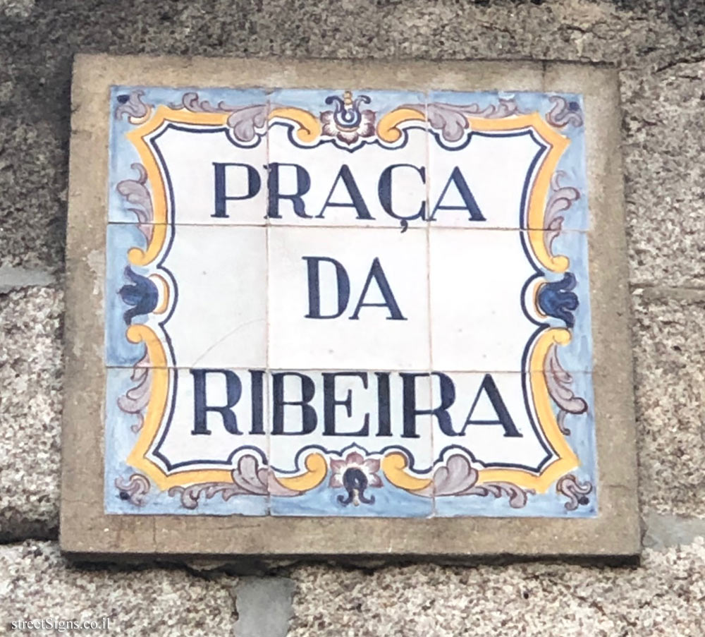 Porto - Ribeira Square