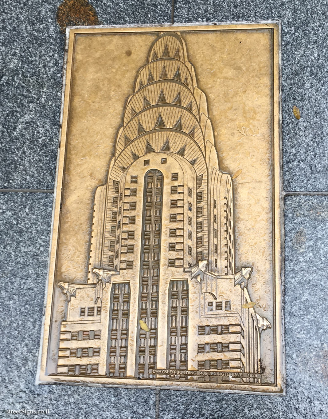 New York - Park Avenue plaques - Chrysler Building (2)