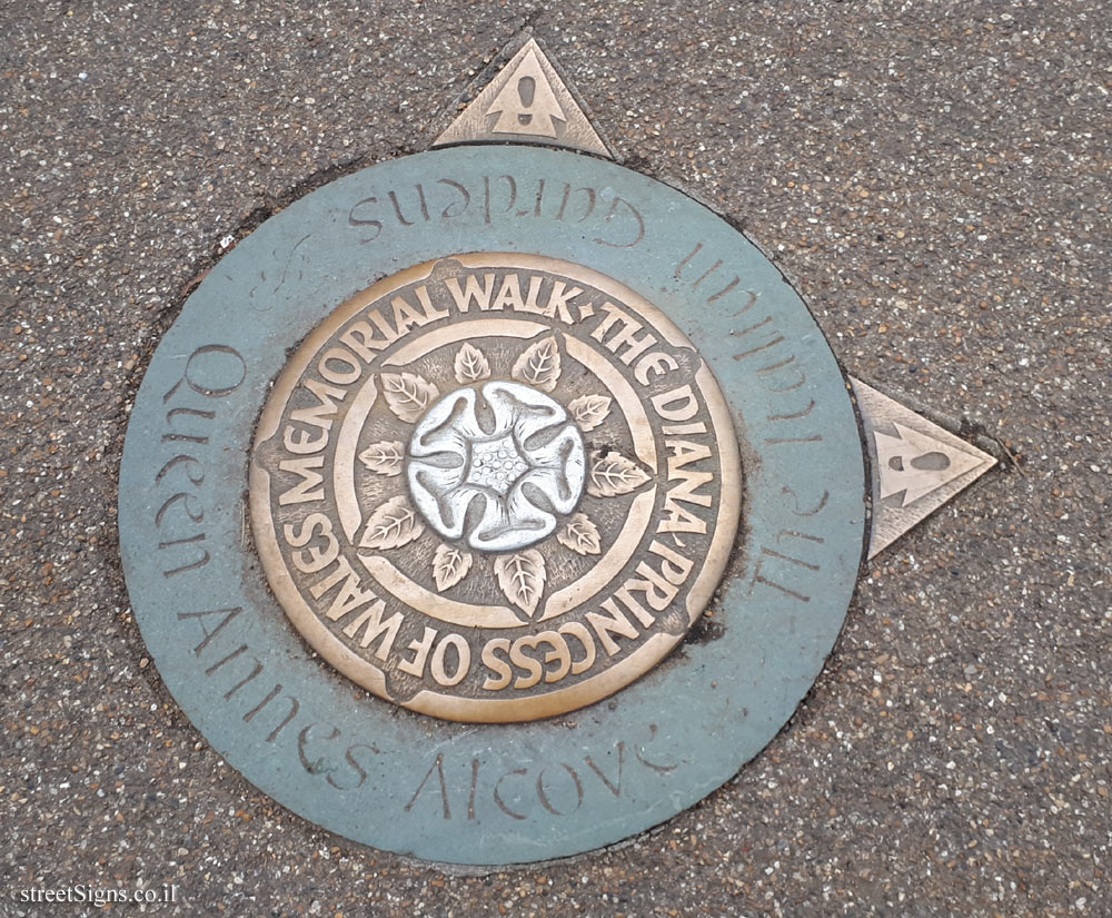 London - Kensington Gardens - Princess Diana Walk 2