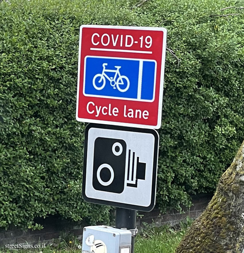 London - A bicycle lane during the Corona virus