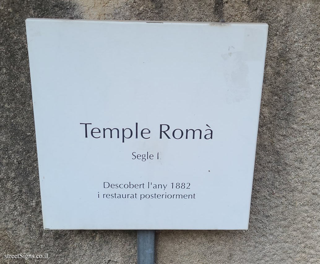 Vic - The Roman temple