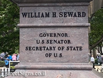New York - A monument in memory of William Seward