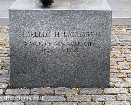 New York - A monument to Fiorello La Guardia
