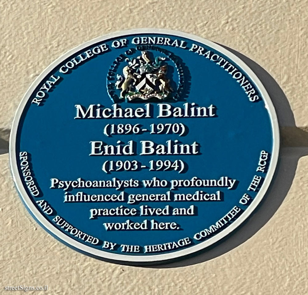 London - Commemorative plaque where Michael and Enid Balint worked and lived