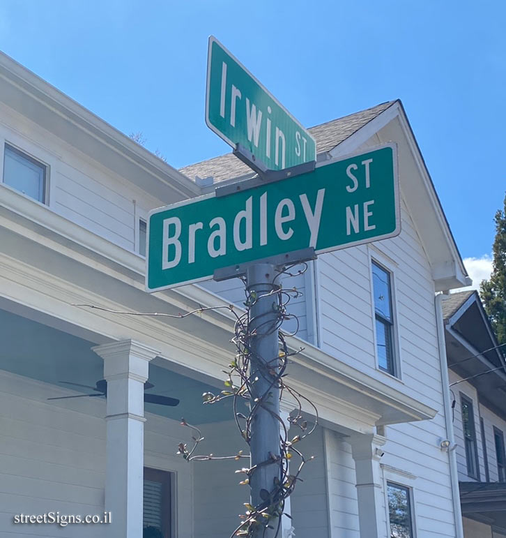Atlanta - The intersection of Irwin and Bradley streets