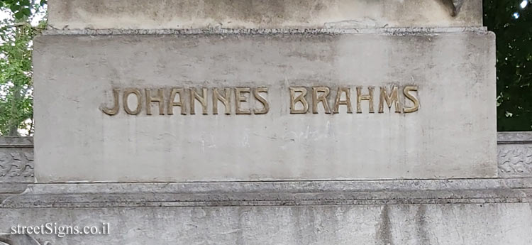 Vienna - Johannes Brahms monument